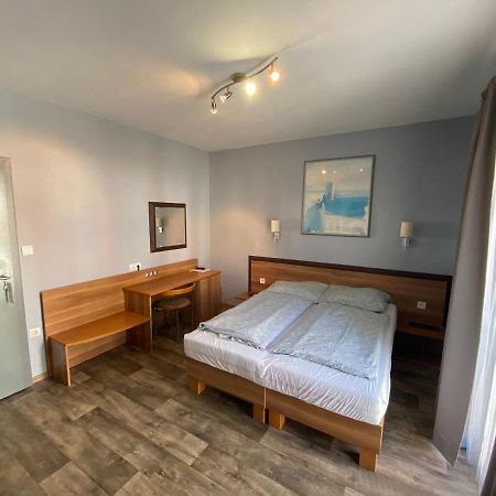 Kalcit Tourist Motel Belapatfalva Esterno foto