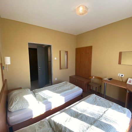 Kalcit Tourist Motel Belapatfalva Esterno foto